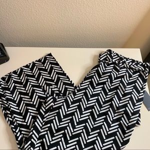 NWT Eloquii Pattern Cropped Pant